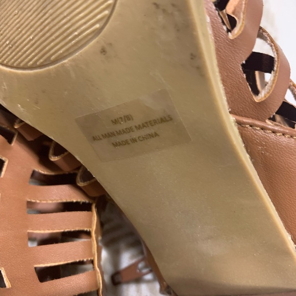 Rue21 etc Brown Heels - Picture 6 of 7